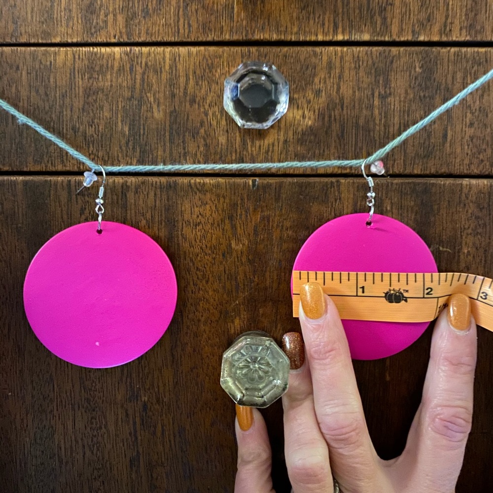Retro statement earrings - Picture 2 of 2